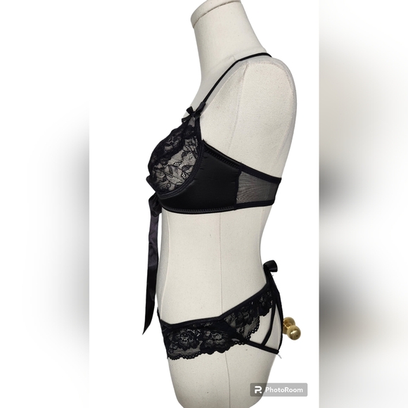 NWOT Oh La La Cheri 3 Peice Bra Panty and Blindfold - Picture 6 of 10